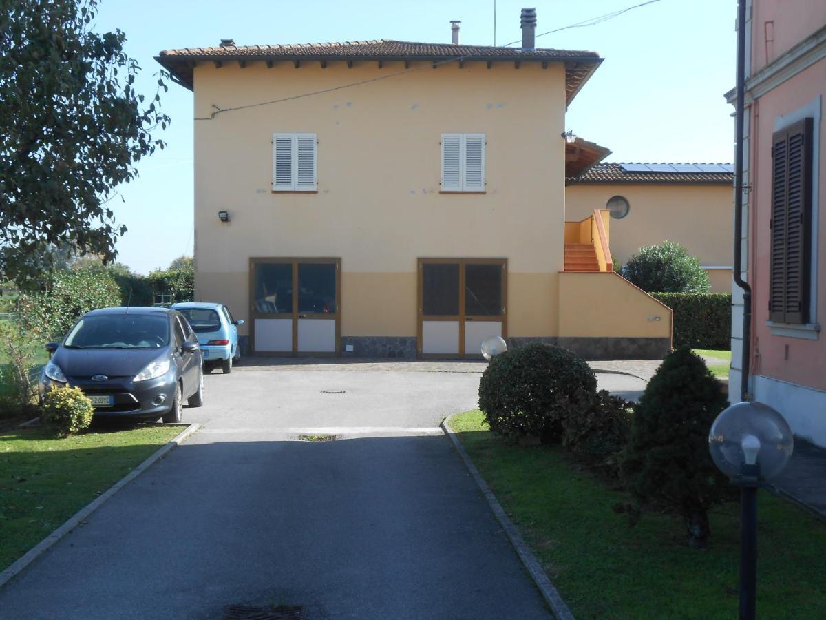Casa Vacanze Orsi Lucca Exterior foto